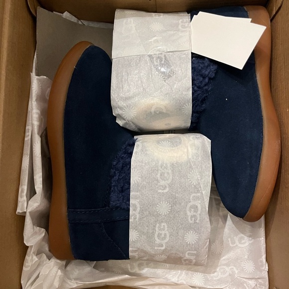 Ugg Koala Stuffie toddler 9 boot shoe - Picture 2 of 2